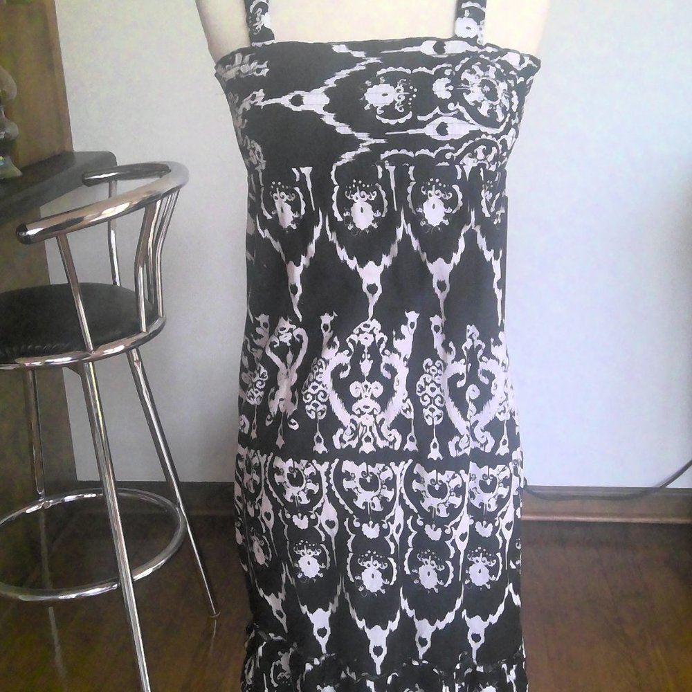 JUST A GIRL BLACK AND WHITE PRINT COTTON DRESS WITH RUFFLED BOTTOM-7/8